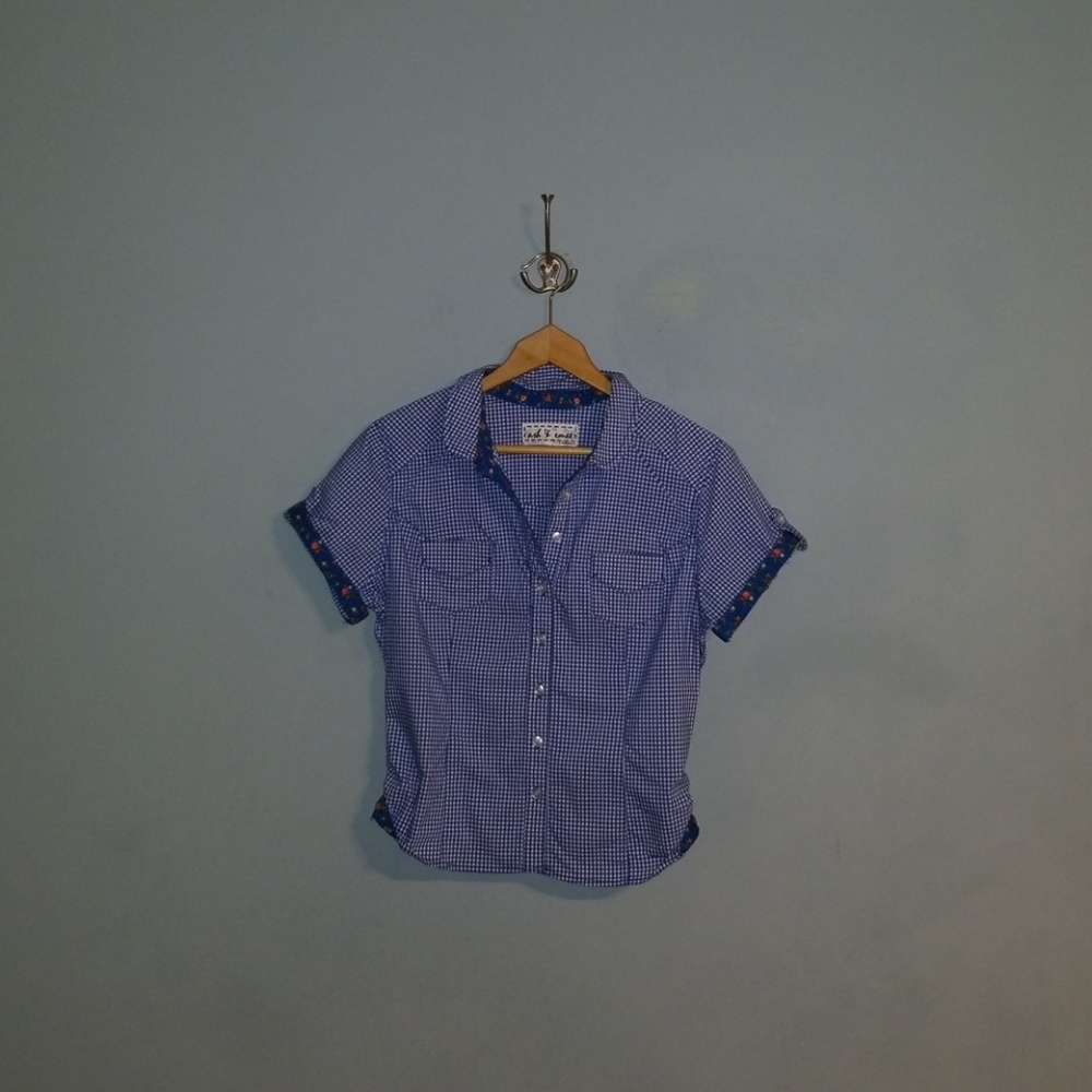 Blue and white gingham short sleeve button down
